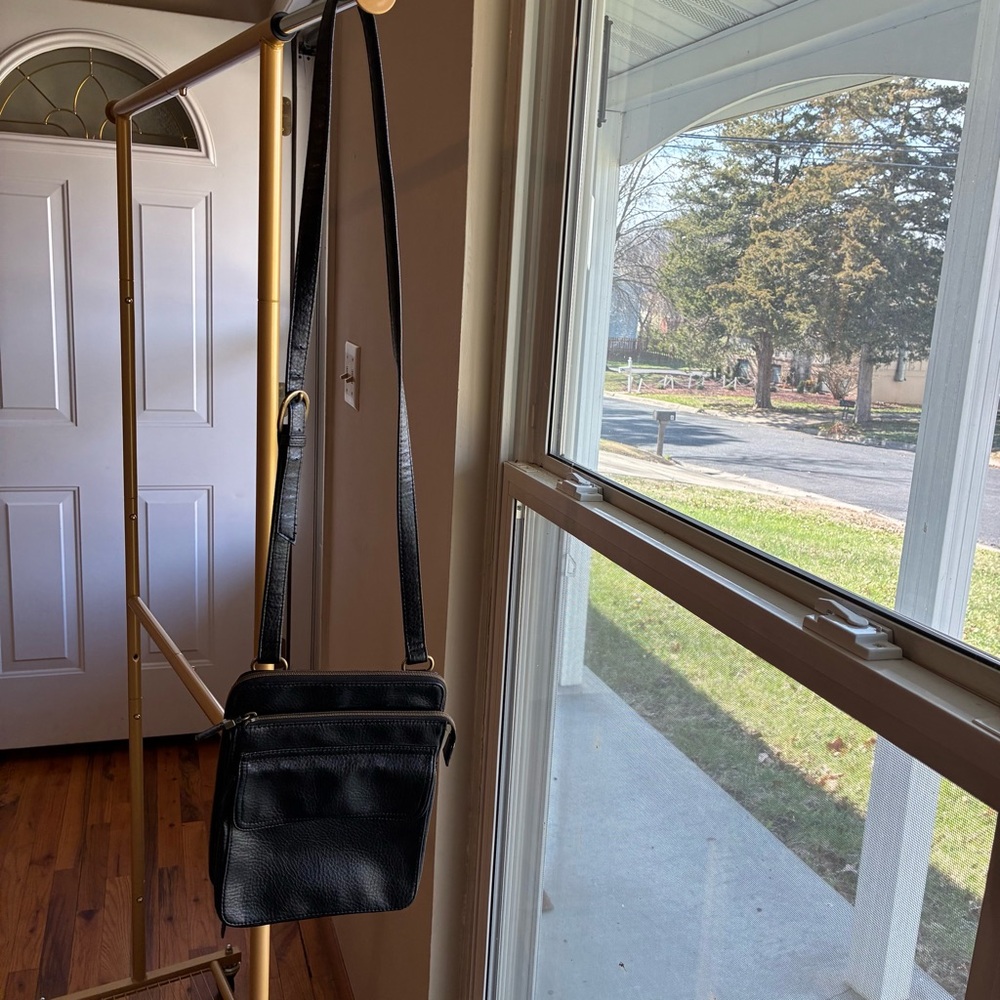 Relic Black Pebbled Leather Messenger Crossbody